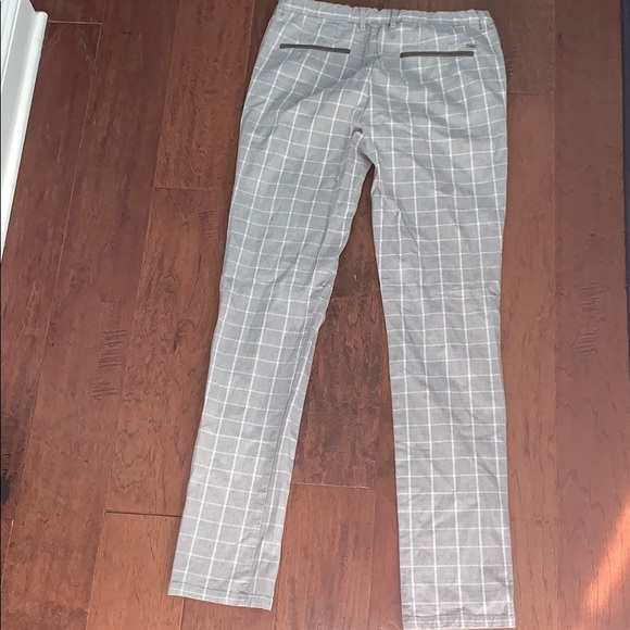 BOY’S PLAID PANTS - Picture 2 of 8